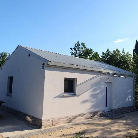 Camping Savudrija Alberi Manjsa Hisa Zraven Kampinski